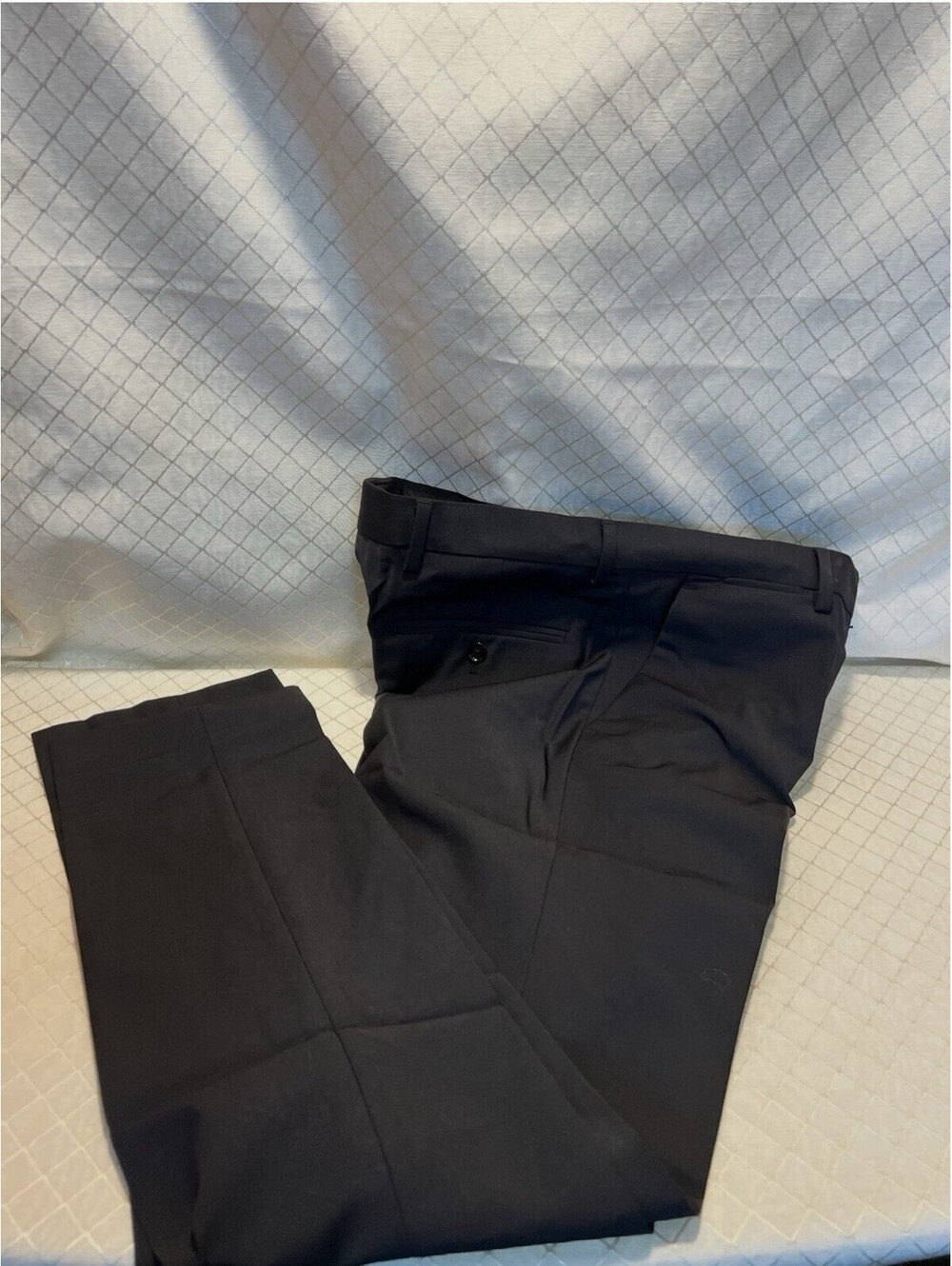 Express Stretch+ Dress Pants Slim Black Men’s Size 28/32